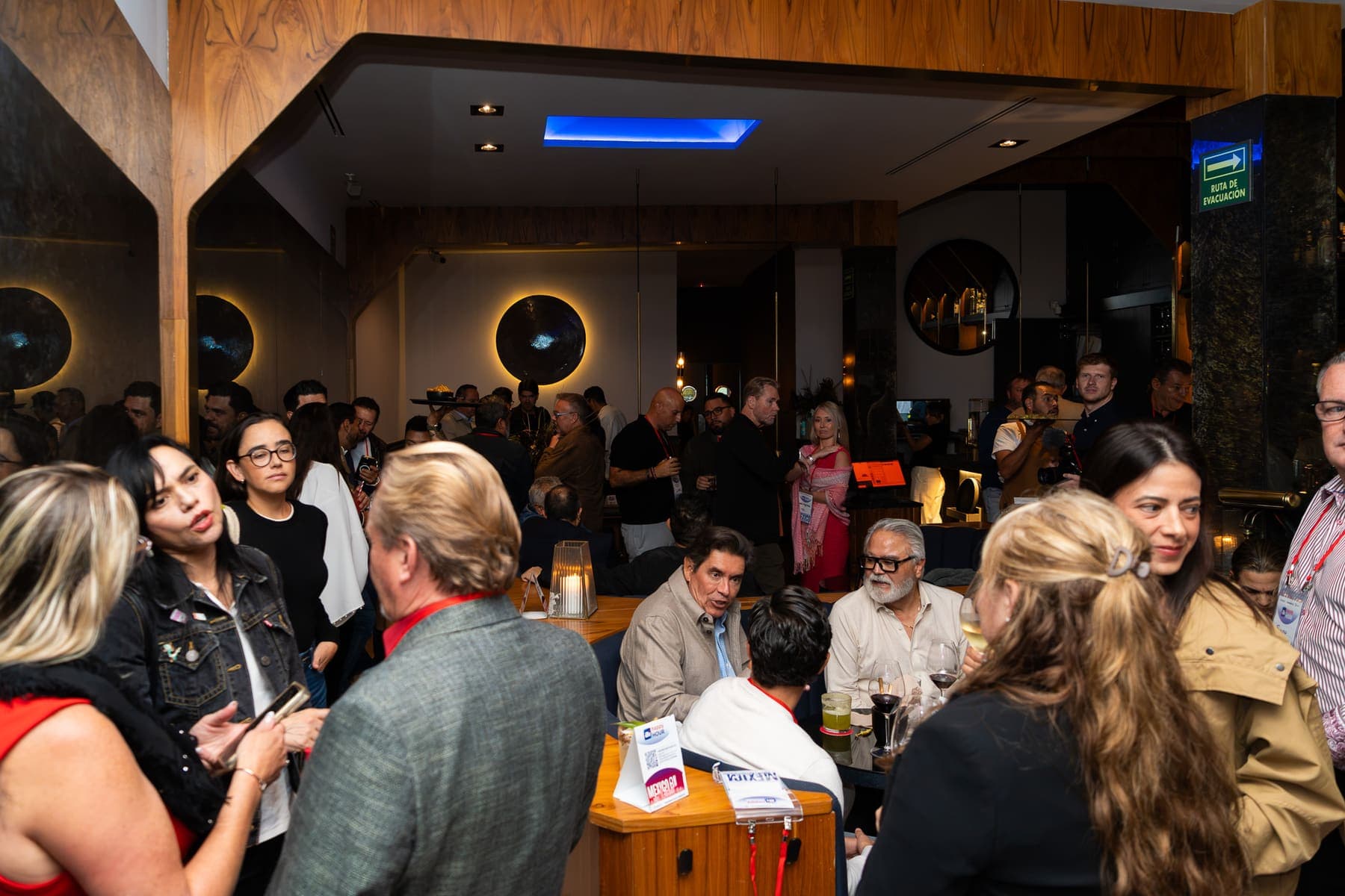 The main room at Licorería Limantour Polanco full of guests at the Mexico City AI Happy Hour